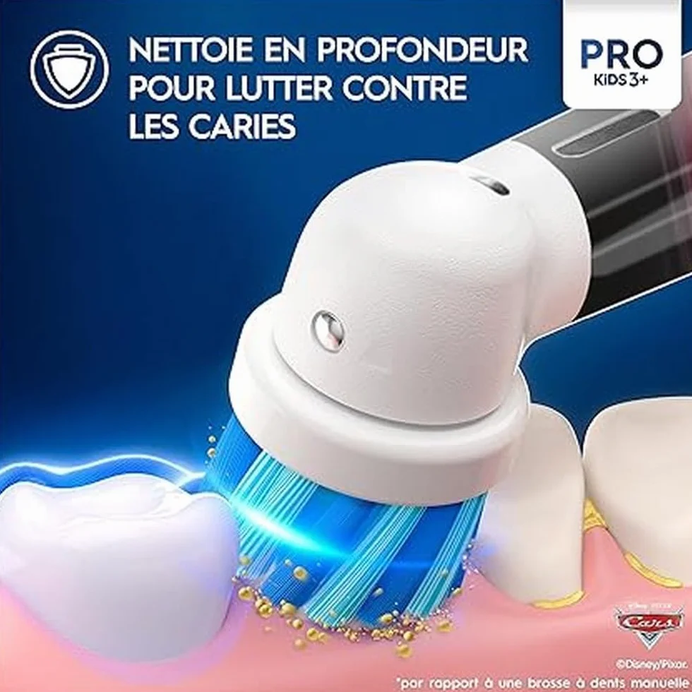 Oral-B Elektryczna szczoteczka do zębów Pro Kids dla dzieci, samochody Disneya, 1 miękka szczotka, 1 etui podróżne, timer i wibracje, akumulator do ładowania, 4 naklejki, 3 lata i więcej