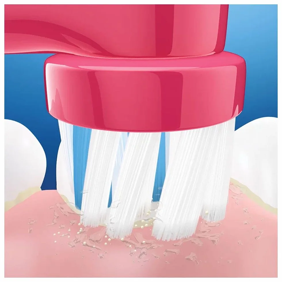 Oral-B Kids Prinzessin elektryczna szczoteczka do zębów dla dzieci od 3 lat, mała główka szczoteczki i miękkie włosie, 2 programy czyszczenia w tym Sensitiv, timer, 4 naklejki Disney, różowa
